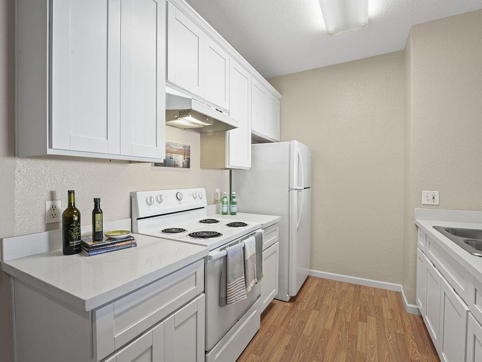 2nd image of 1201 Glen Cove Parkway #1803
