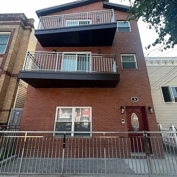 34 Giles Ave #1 — Photo 17