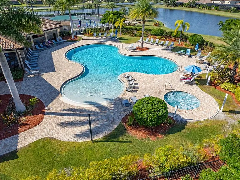 7015 River Hammock Dr #405 — Photo 53
