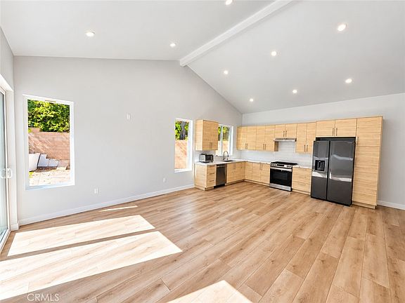 3rd image of 17318 Bircher St