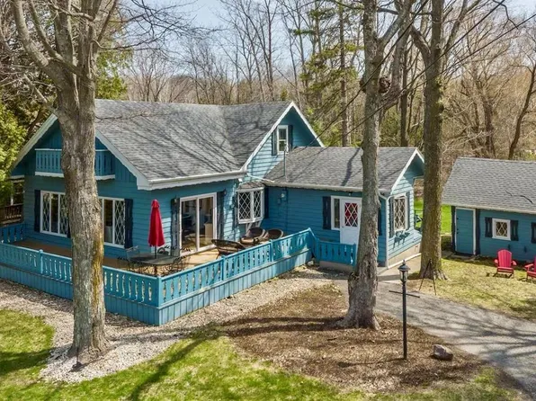 10826 N Bay Shore Dr, Sister Bay, WI 54234