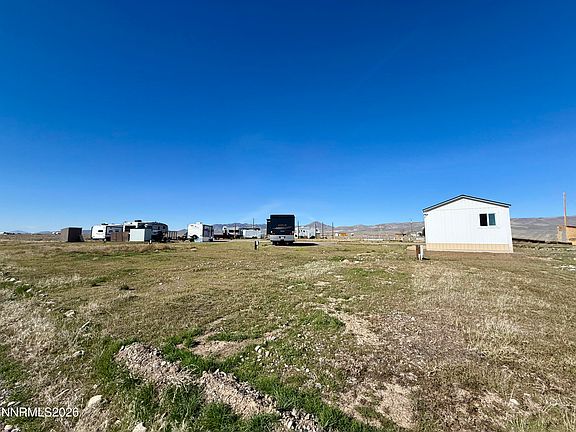 4th image of 412 4th St