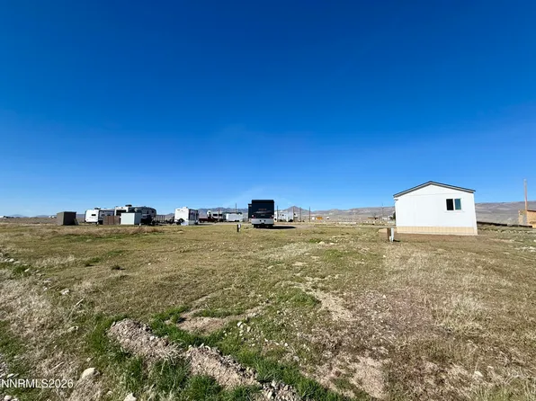 412 4th St, Crescent Valley, NV 89821