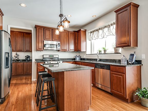 3rd image of 54098 Shinnecock Dr