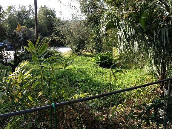 4th image of 4 N Fernwood Dr
