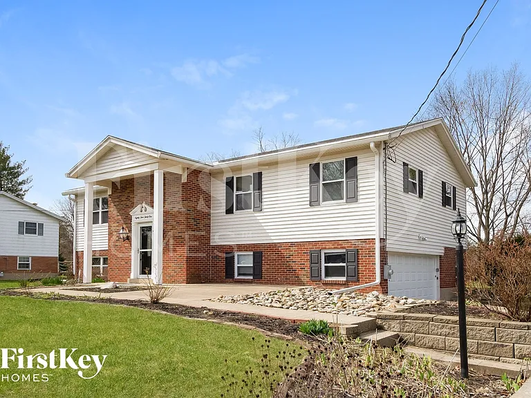 8431 Bluebird Dr — Photo 2