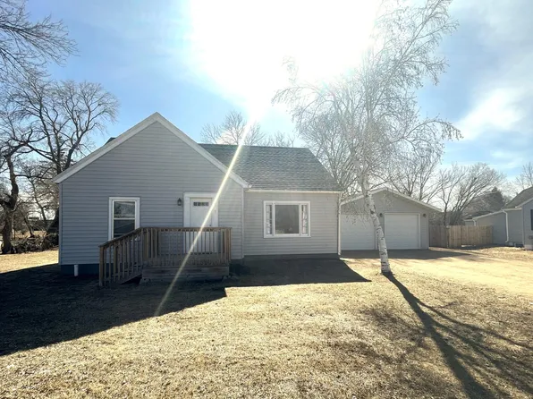 645 2nd Ave SW, Perham, MN 56573