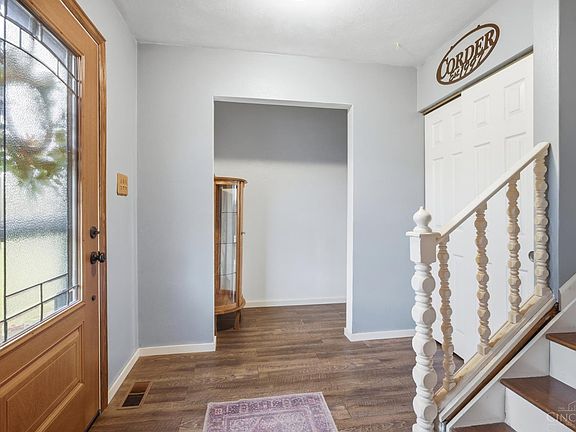 3rd image of 7939 Conservancy Rd