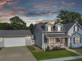 214 N Logan St, Lovington, IL 61937