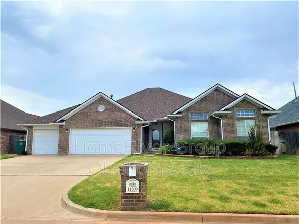 11809 Blue Haven Ct, Oklahoma City, OK 73162