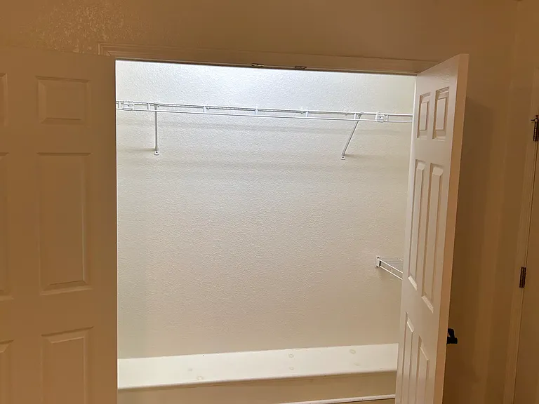 504 Sudderth Dr #9 — Photo 5