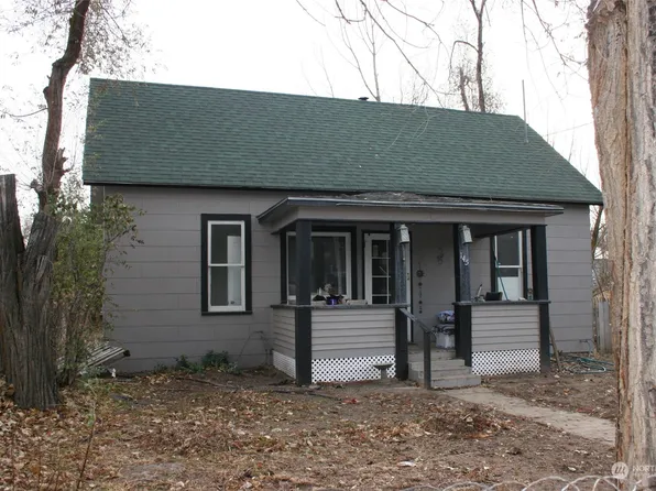 145 N Main Street, Washtucna, WA 99371