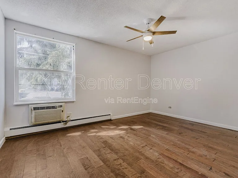 2120 S Vaughn Way #206F — Photo 11