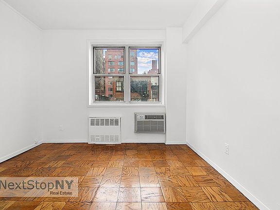 4th image of 170 W 23rd St APT 3D