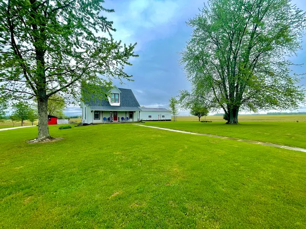 624 E 700 S, Shelbyville, IN 46176