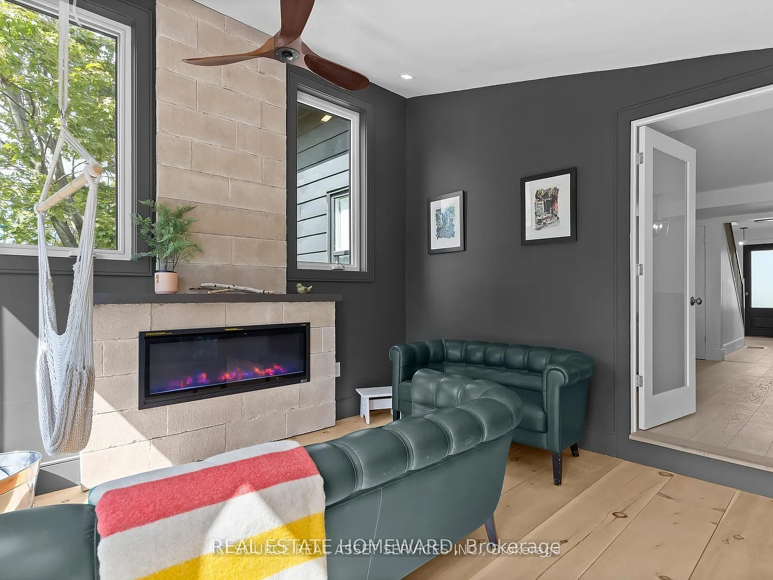 4 bed, $4,449 — Photo 2