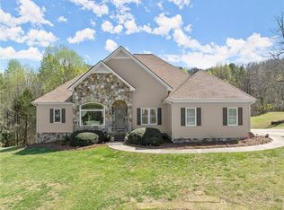 109 Lakeview Way, Baldwin, GA 30511