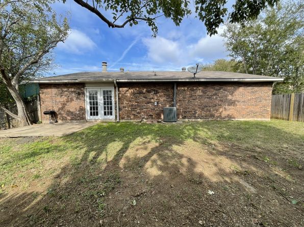 6606 Greenfield Dr, Arlington, TX 76016