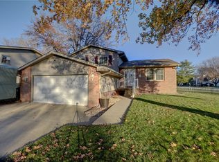 2582 Redlich Ct, Decatur, IL 62521