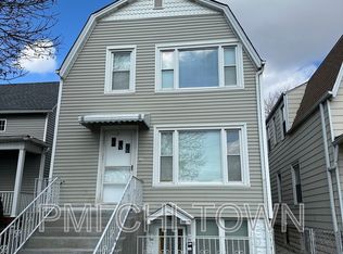 5202 W Ainslie St, Chicago, IL 60630