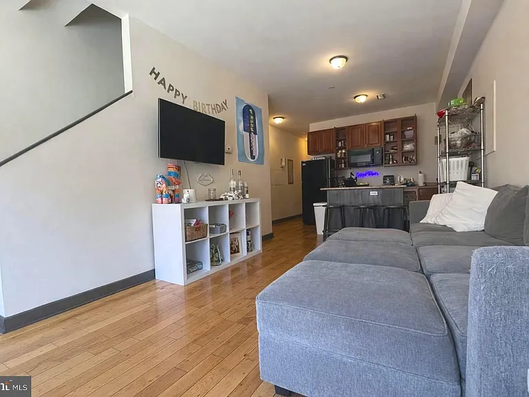 1829 N Bouvier St #B — Photo 13