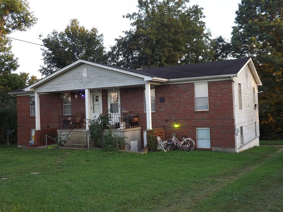 2nd image of 275 Temple Hill Rd #D