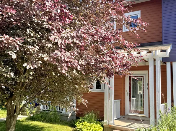 500 Little Lake Dr #32, Ann Arbor, MI 48103