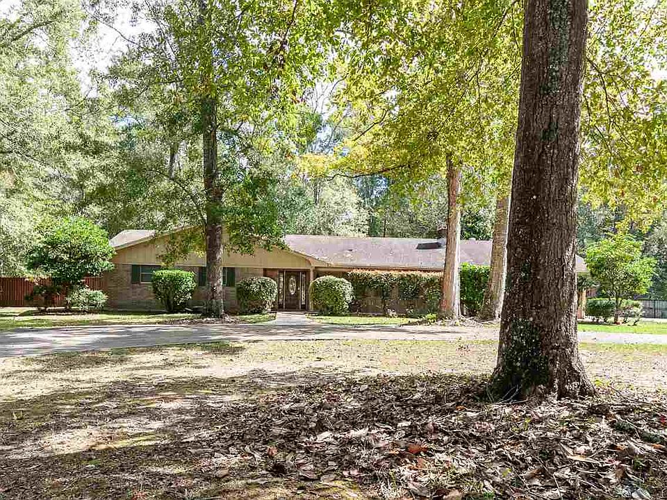1st image of 220 Jena Ln