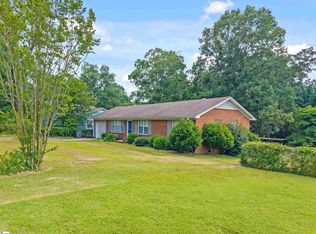 103 Brewster Dr, Taylors, SC 29687