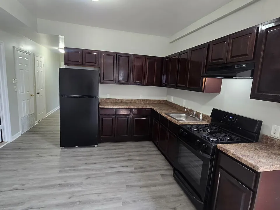 493-495 Irvine Turner Blvd #4A