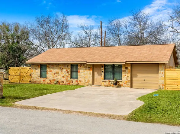 604 Shady Dr E, Kerrville, TX 78028