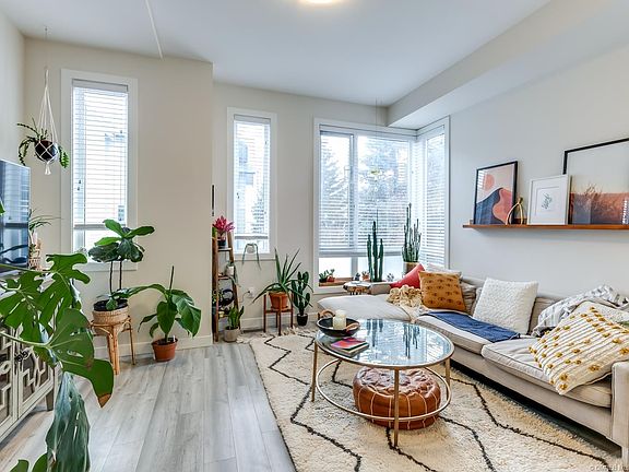 3rd image of 170 Celano Cres #37