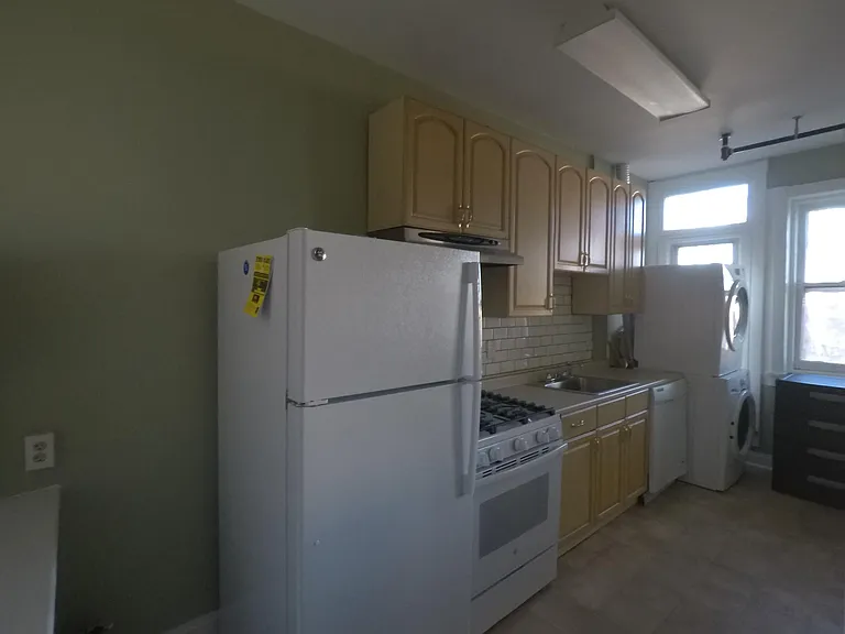 9 Witherspoon St #3 — Photo 1