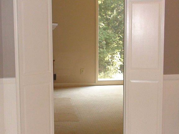 front hallway leading to kitchen