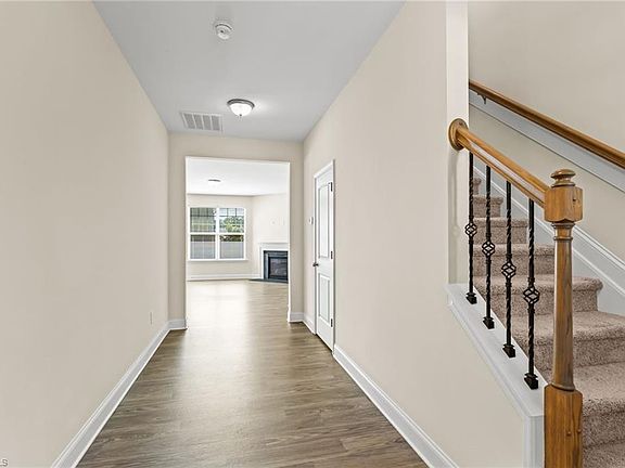 3rd image of 231 Unity Point Ln