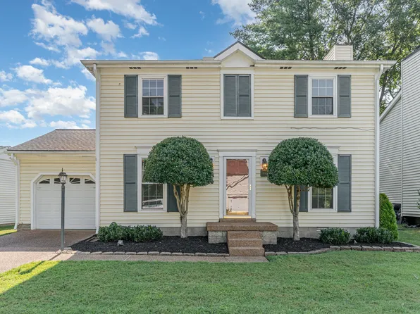 104 White Oak Ct, Hendersonville, TN 37075