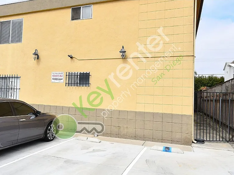 4580 33rd St #6 — Photo 14