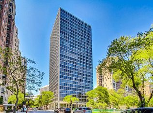 2400 N Lakeview Ave APT 2202, Chicago, IL 60614
