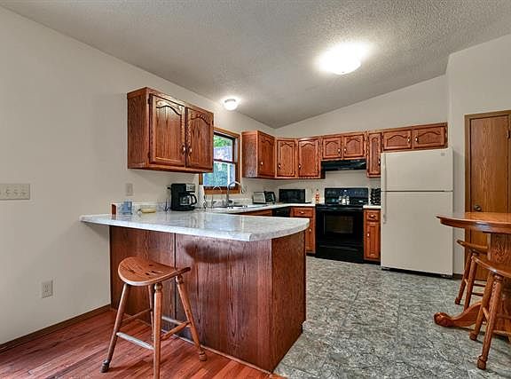 4th image of 2155 Cross Creek Ln