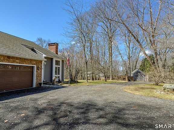 2nd image of 5 Flat Rock Road