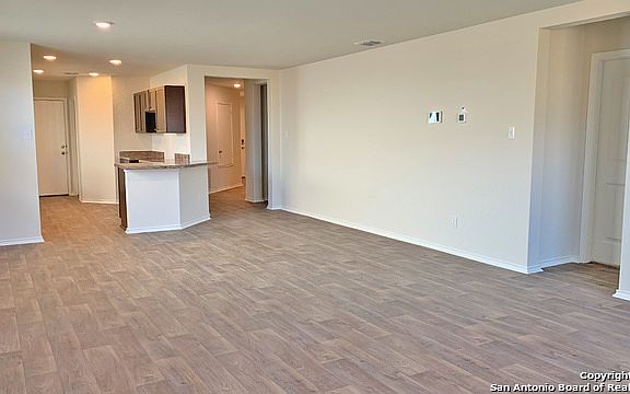 5th image of 11427 Blackmore Leap