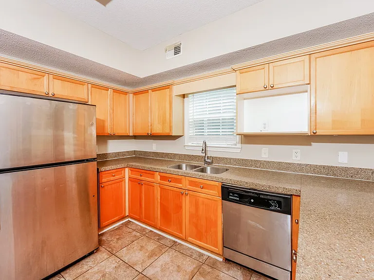 5505 Leighaven Way — Photo 8