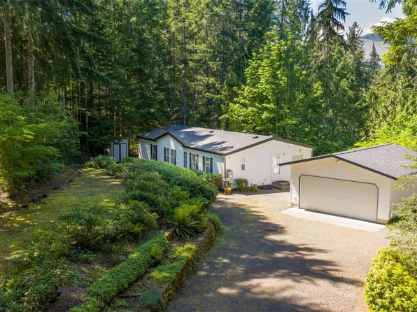 71 & 72 N Beaver Place N, Hoodsport, WA 98548