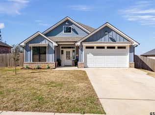 8435 Lakeway Dr, Tyler, TX 75701