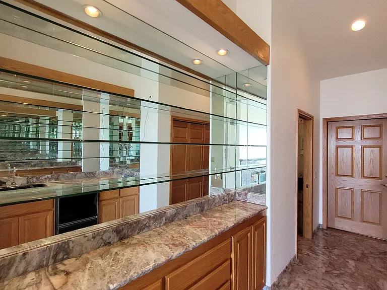 16255 Highland Valley Rd — Photo 7
