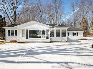 6937 McCords Ave SE, Alto, MI 49302