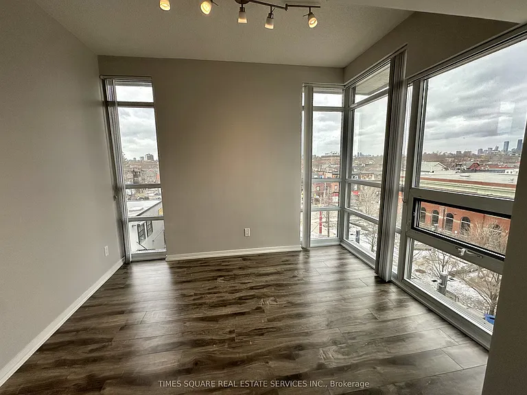 68 Abell St #640 — Photo 4