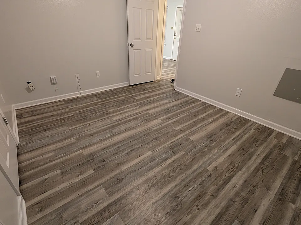 15104 Janus Rd