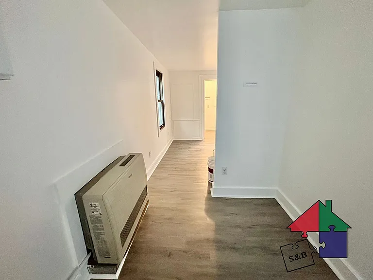 214 Pine St #216 — Photo 7