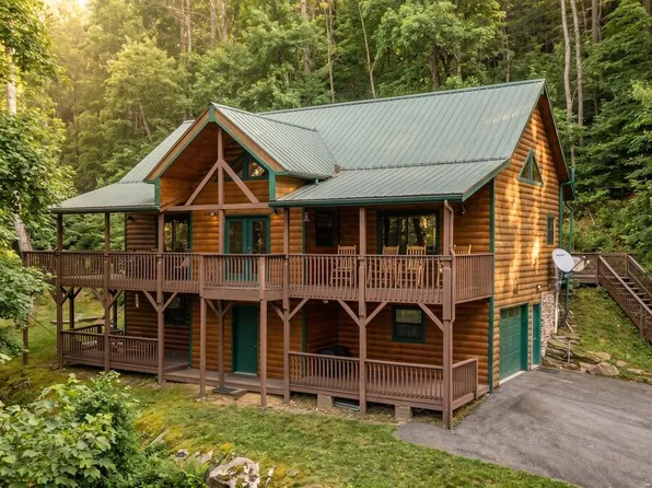 233 Sunset Point, Bryson City, NC 28713